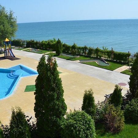Single Private Apartments In Marina View Fort Beach Свети-Влас Экстерьер фото