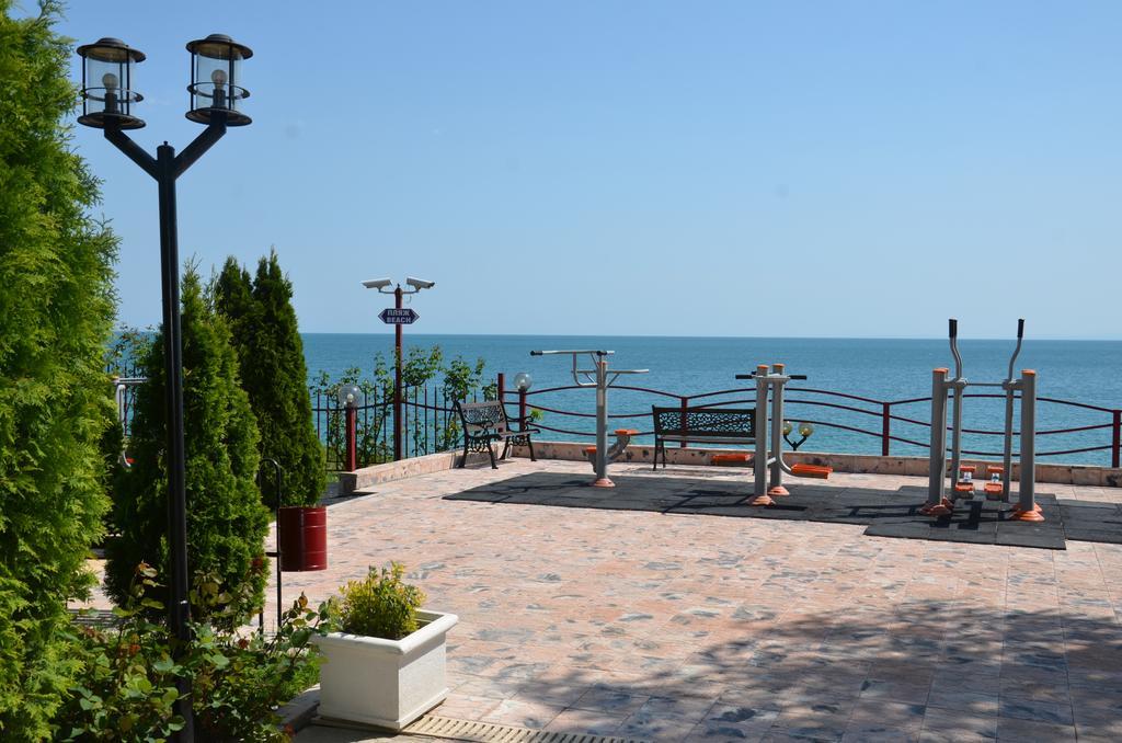 Single Private Apartments In Marina View Fort Beach Свети-Влас Экстерьер фото