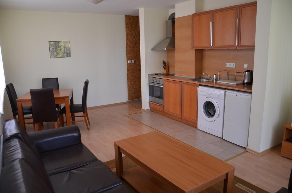 Single Private Apartments In Marina View Fort Beach Свети-Влас Экстерьер фото
